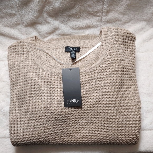 Send offers !!! NWT Jones NY sweater.  Size Large. - Picture 1 of 3